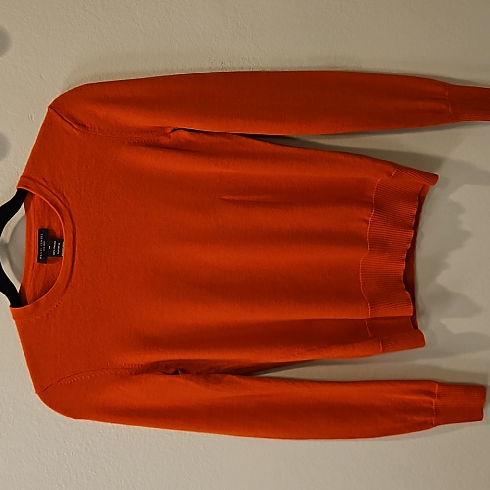 Henri Bendel Dark Orange Medium Sweater